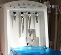ハンドピース自動洗浄注油器